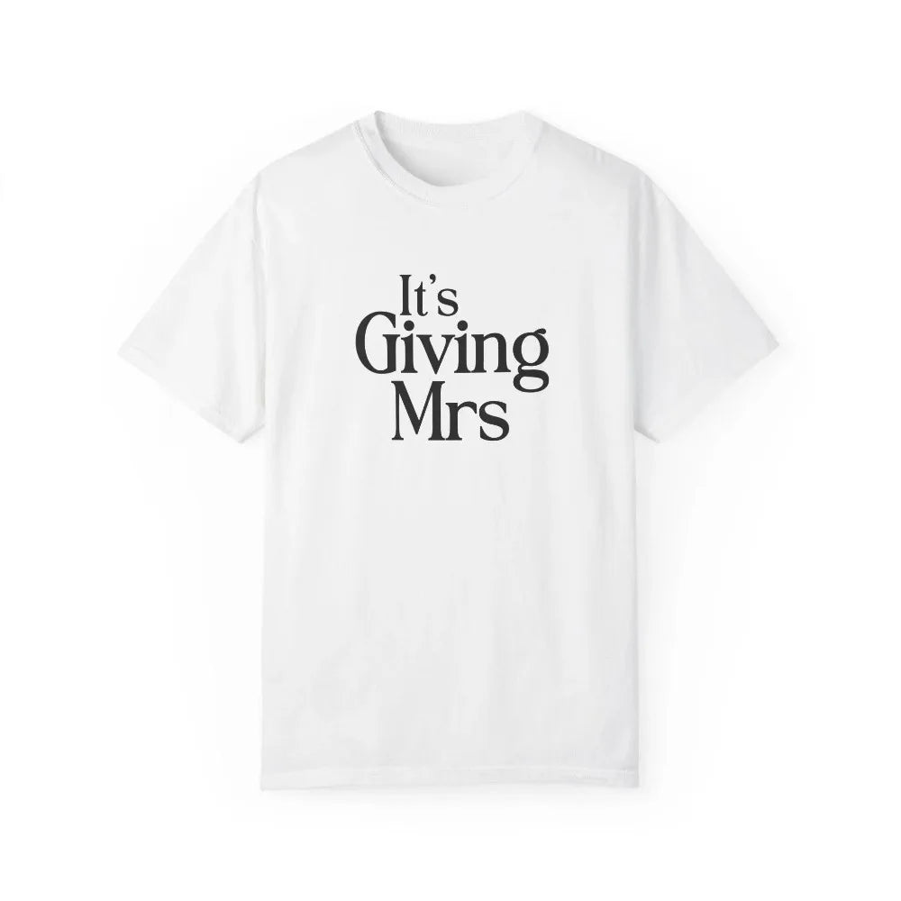 T-shirt EVJF It's Giving Mrs