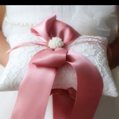 Coussin porte alliance chic