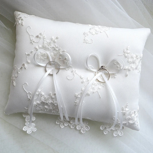 Coussin d'Alliance Dentelle et Broderie