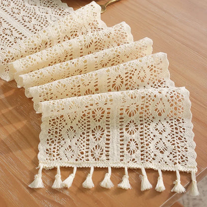 Chemin de Table Crochet Franges