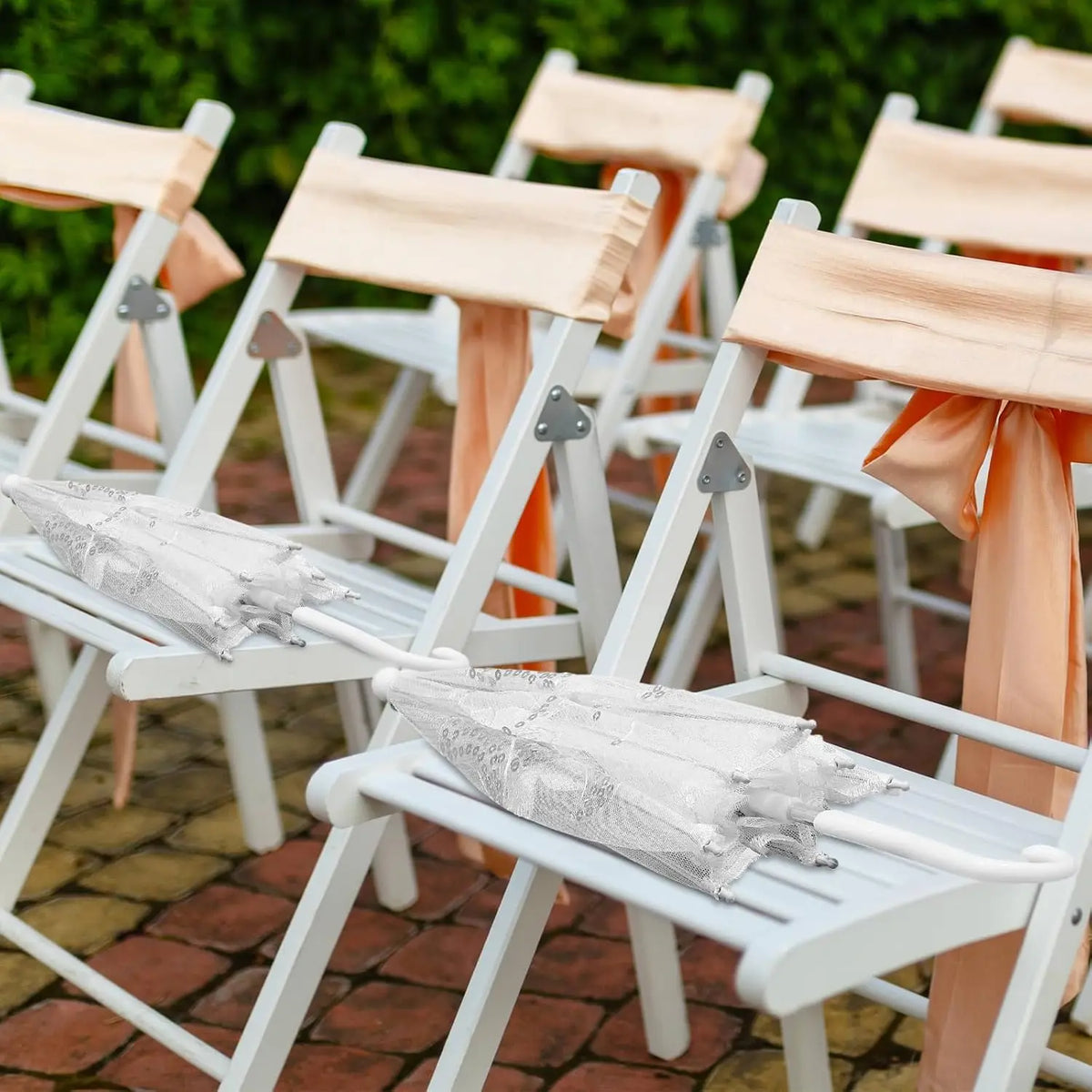 Lot d'ombrelles mariage en dentelle