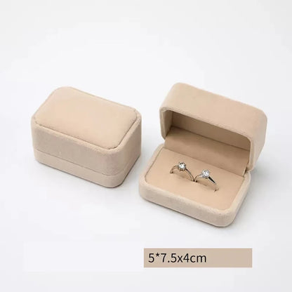 Boîte alliance velours monogramme beige