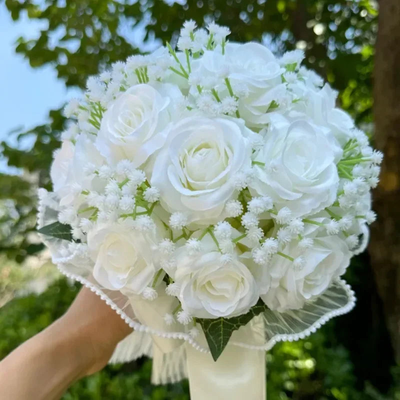 Bouquet de mariée roses et gypsophile