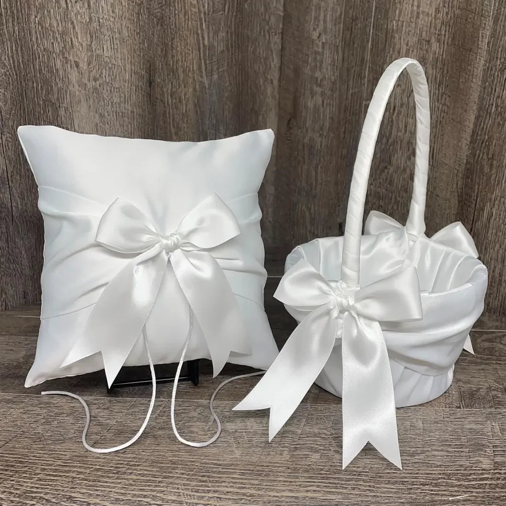 Coussin alliances bandeau satin blanc