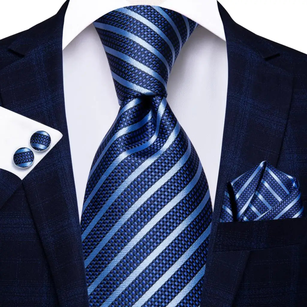 Coffret Cravate Mariage Homme avec Pochette et Manchettes