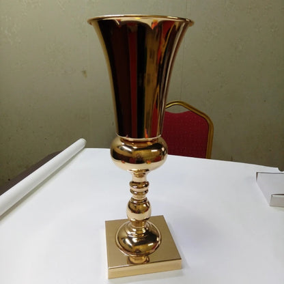 Colonne Centre de Table Dorée
