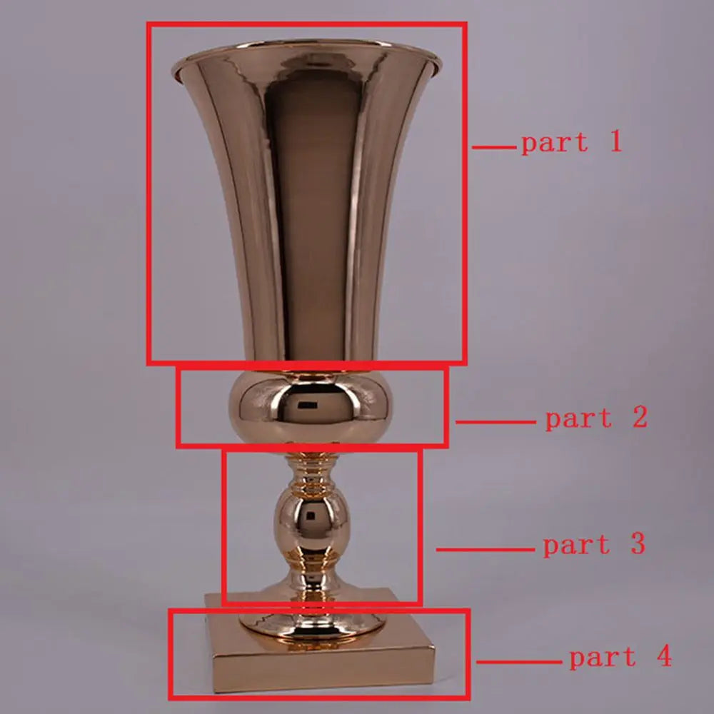 Grand vase doré en fer — vue 3