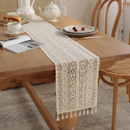Chemin de Table Crochet Franges