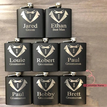 Flasque personnalisée smoking cadeau témoin