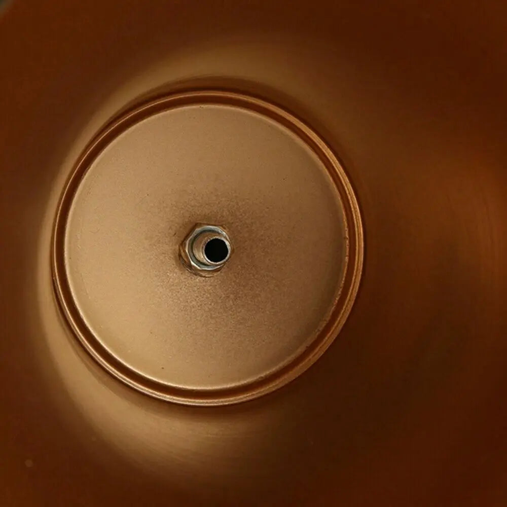 Grand vase doré en fer — vue 2