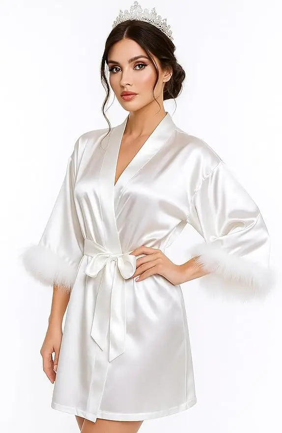 Peignoir de mariée satin à plumes — vue 4