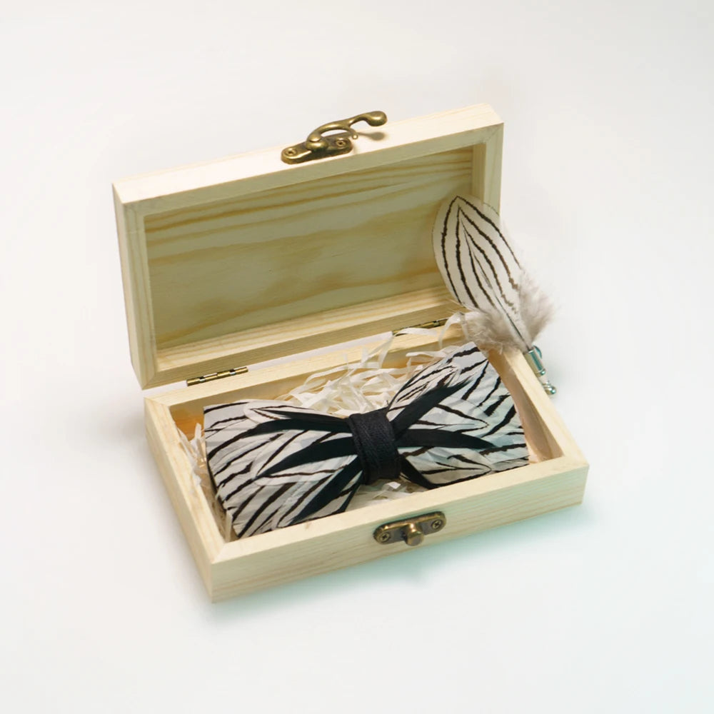 Nœud papillon mariage plumes coffret bois — vue 19