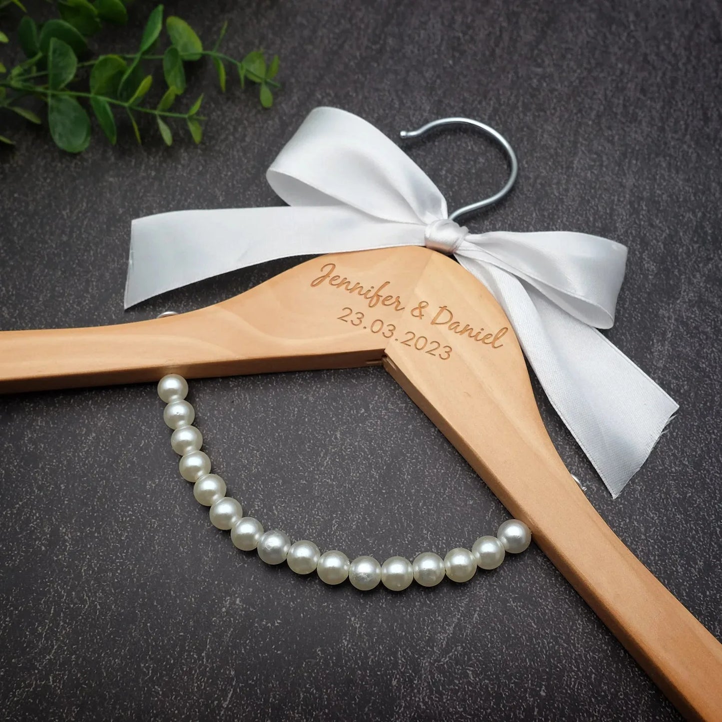 Cintre Gravé Mariage Prénoms et Date