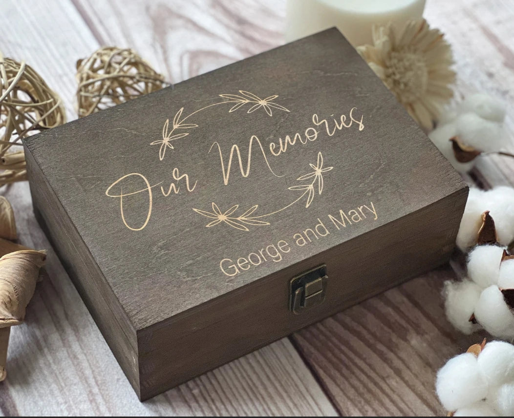 Boîte souvenir mariage bois gravée