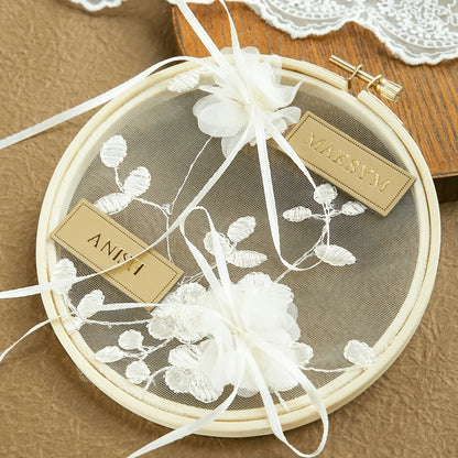 Coussin alliance rond dentelle et tulle