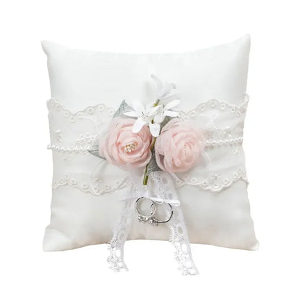 Coussin alliance perles et ruban
