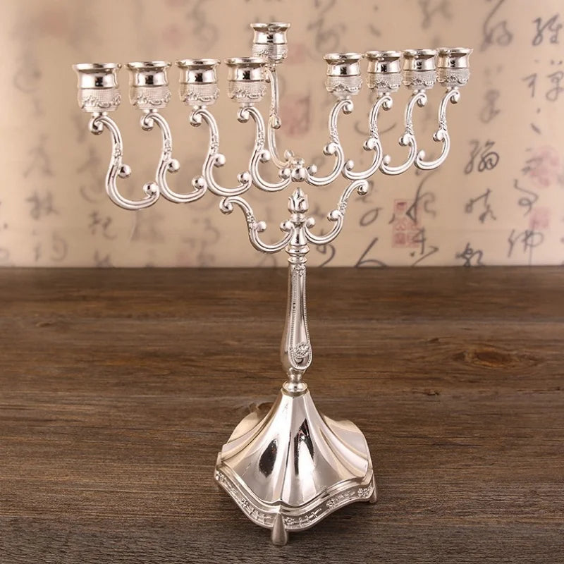 Chandelier en métal pour table d'honneur — vue 5