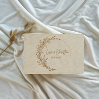 Boîte souvenir mariage bois personnalisée — vue 4
