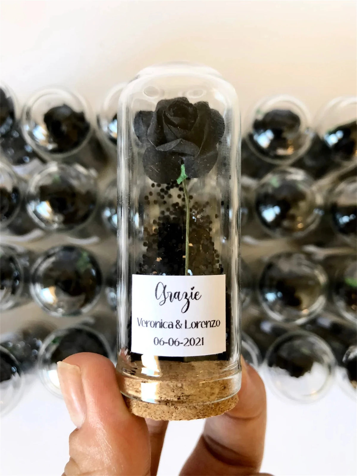 Cadeau invité mariage rose sous cloche — vue 24