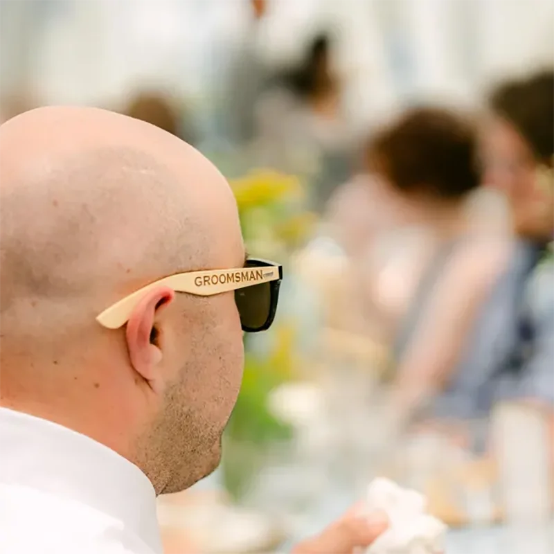 Lunettes de soleil bois personnalisées témoin — vue 3