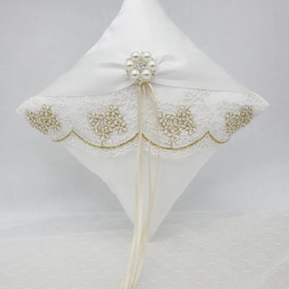 Coussin alliance perles et ruban — vue 2