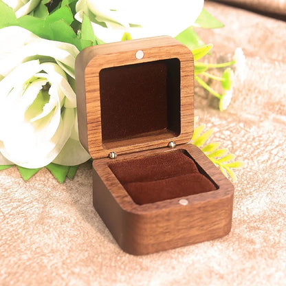 Boîte à alliance noyer — velours marron, 1 alliance