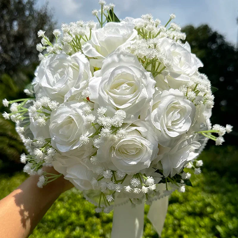 Bouquet de mariée roses et gypsophile
