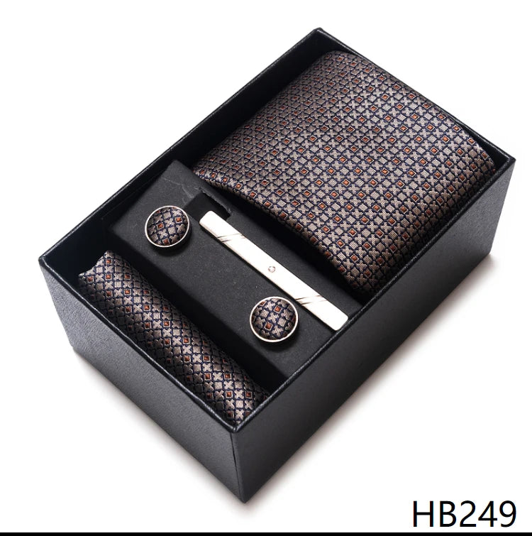 Coffret Cravate Mariage Homme Pochette et Boutons de Manchette