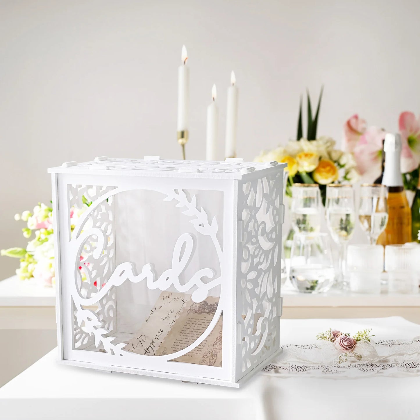 Urne mariage blanche ajourée à enveloppes