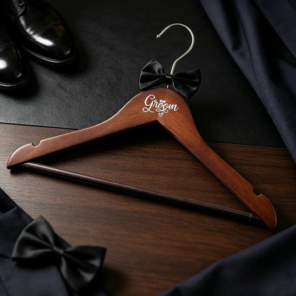 Cintre Mariée et Marié en Bois