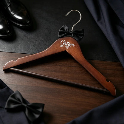 Cintre Mariée et Marié en Bois