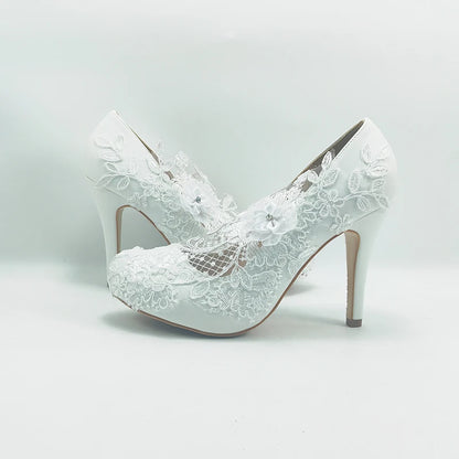 Escarpins mariée dentelle et fleurs