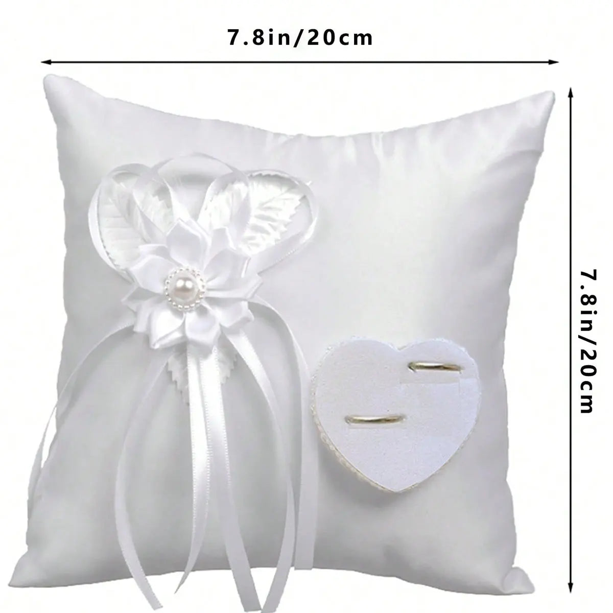 Coussin alliances blanc fleurs de camélia — vue 6