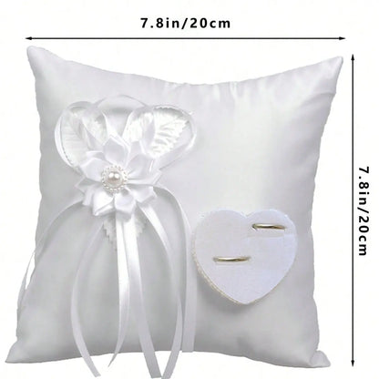 Coussin alliances blanc fleurs de camélia — vue 6