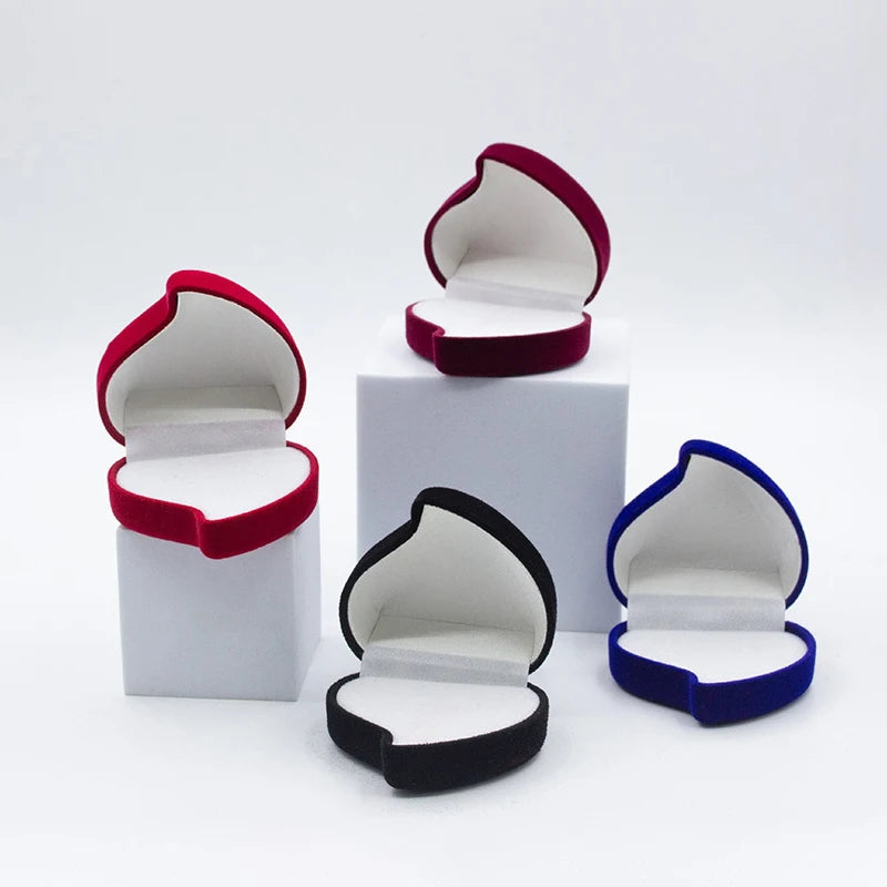 Écrin bague cœur rose en relief — vue 4