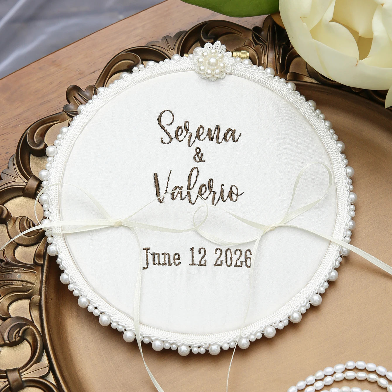 Porte alliance mariage brodé personnalisé