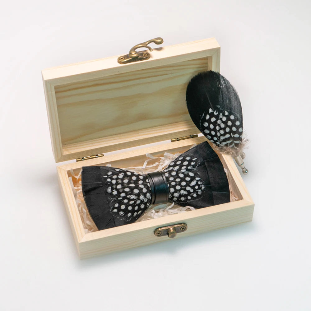 Nœud papillon mariage plumes coffret bois — vue 13