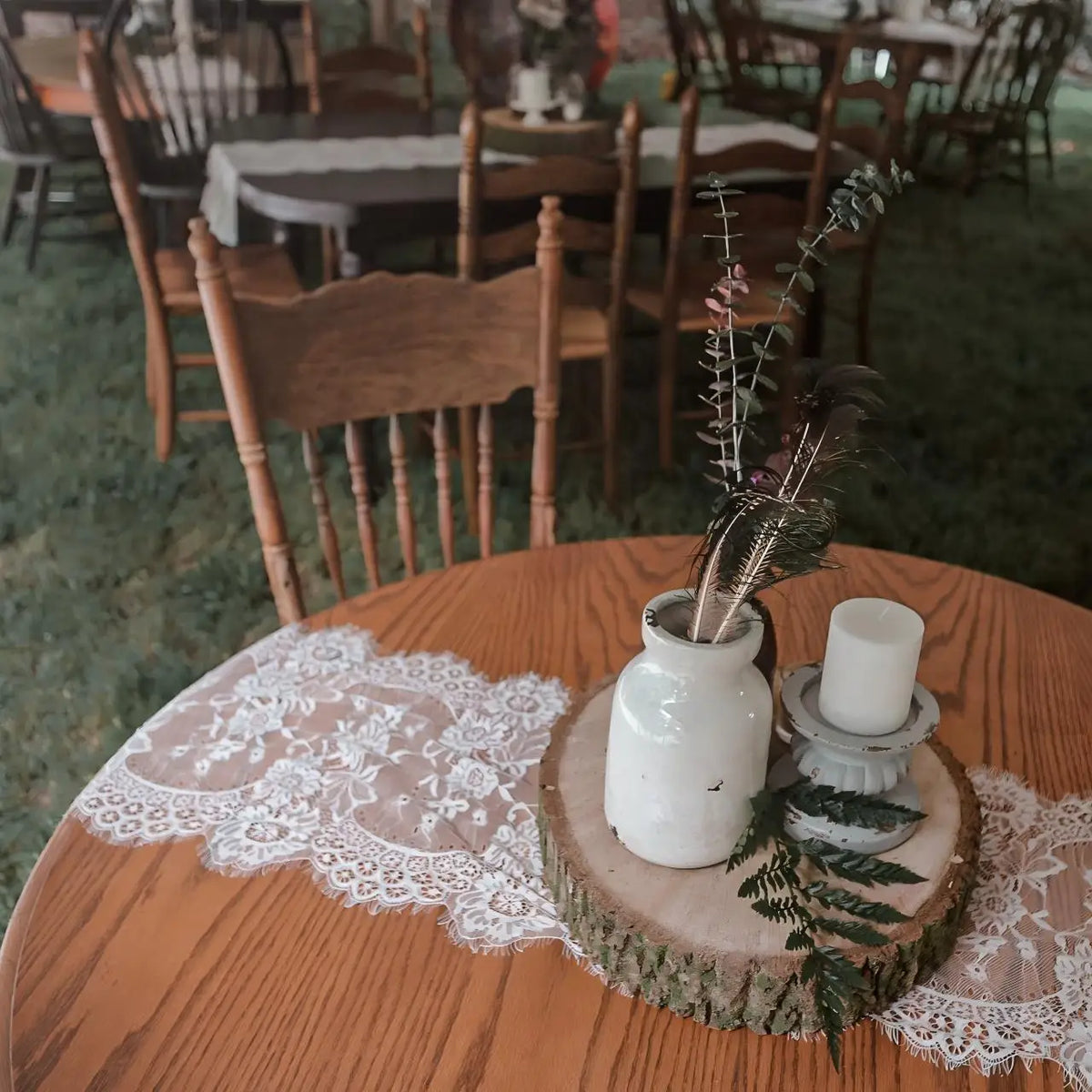 Chemin de table mariage en dentelle — vue 3