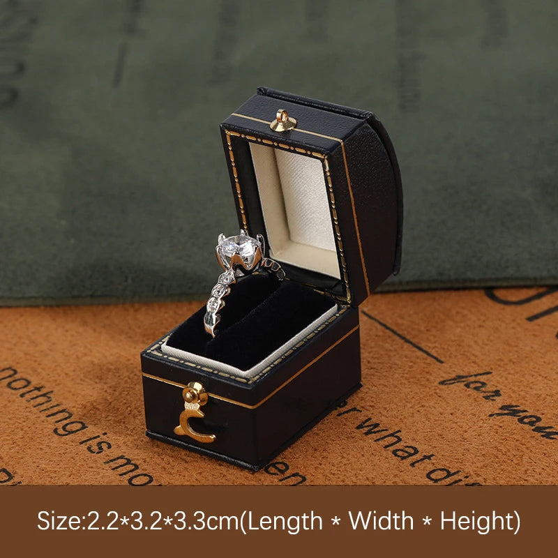 Écrin bague fiançailles vintage simili cuir — vue 12