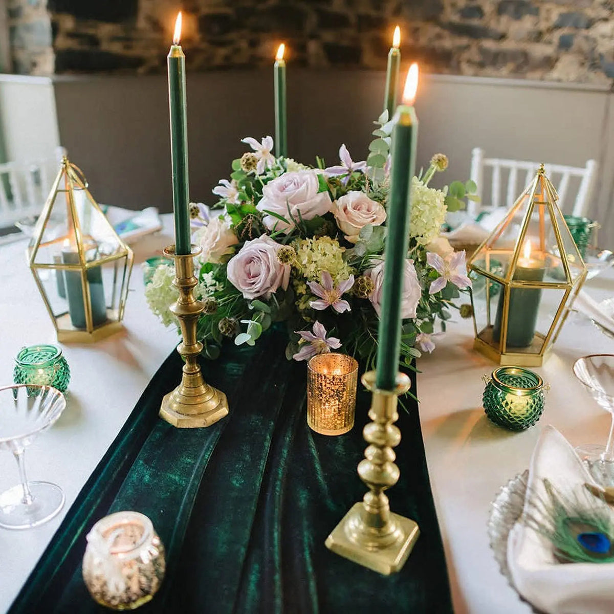 Chemin de table mariage en velours — vue 2