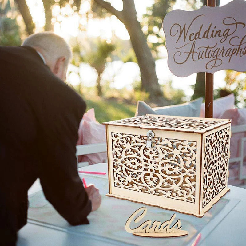 Urne Mariage Bois Ajouré Arabesques et Cadenas