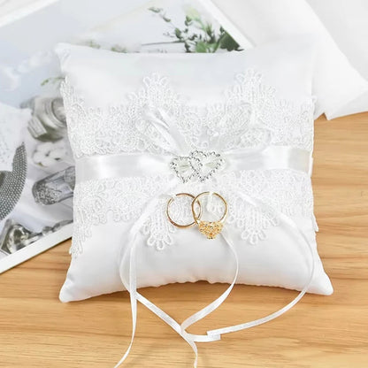 Coussin Alliance Dentelle et Strass