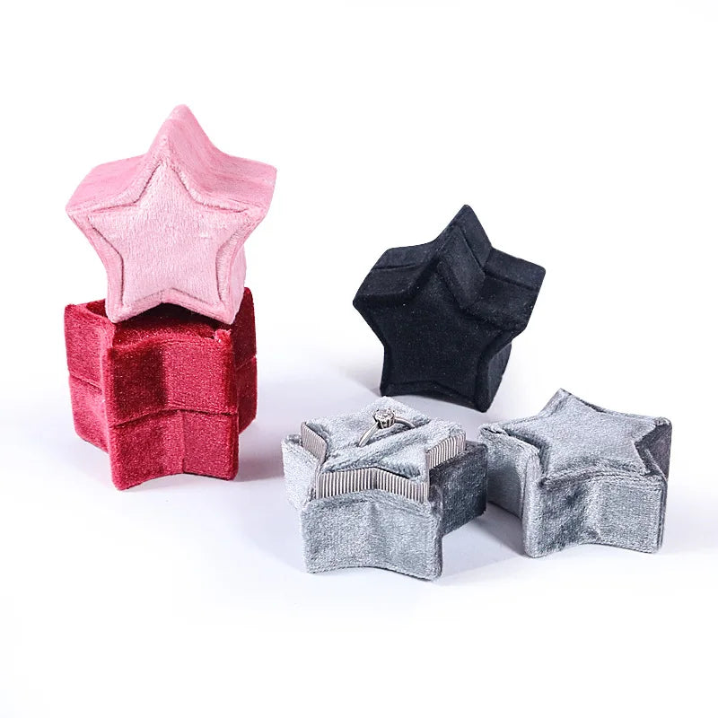 Écrin bague velours forme étoile