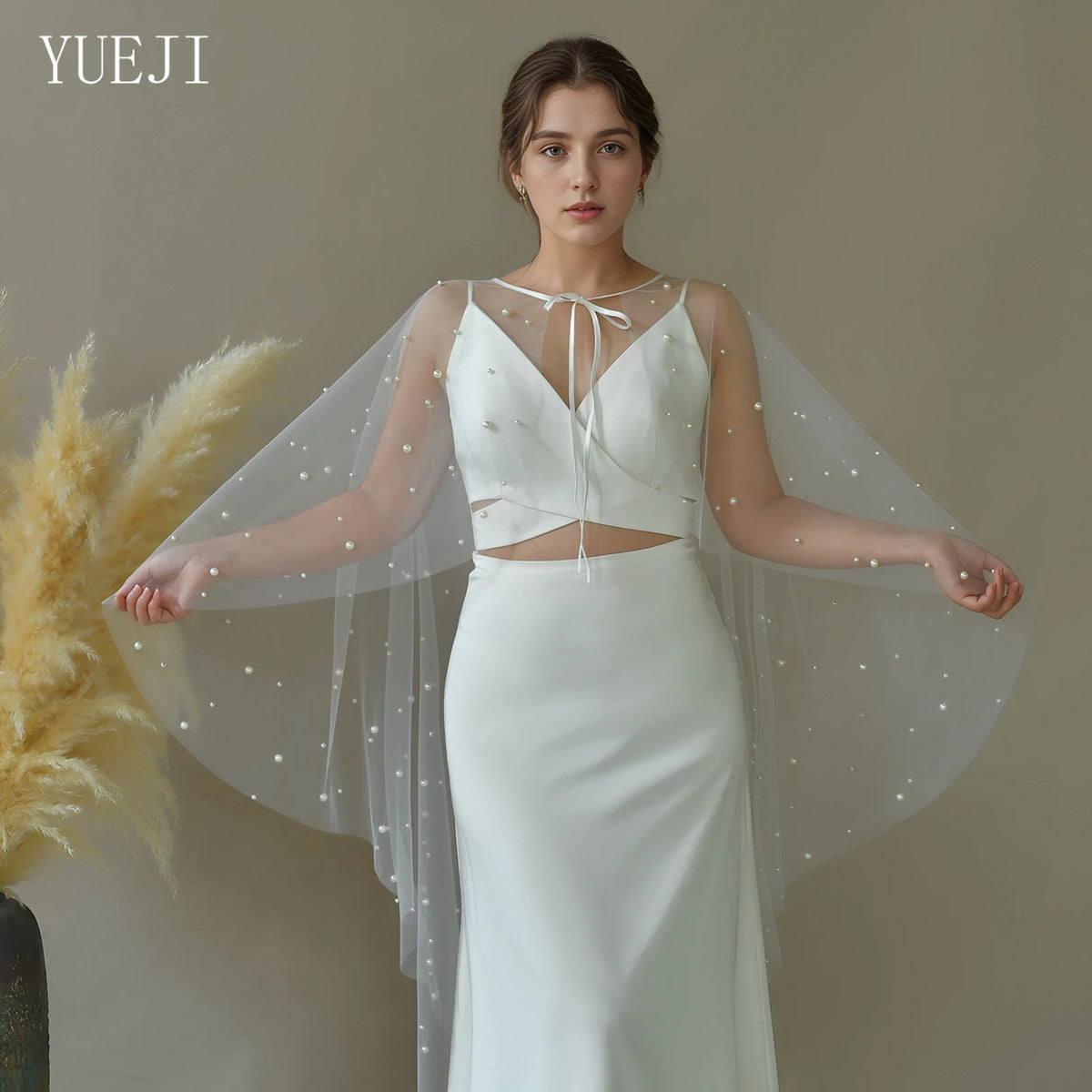 Étole de mariée en tulle perlé