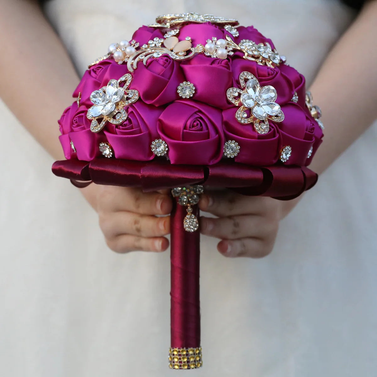 Bouquet de mariée satin et strass — vue 2