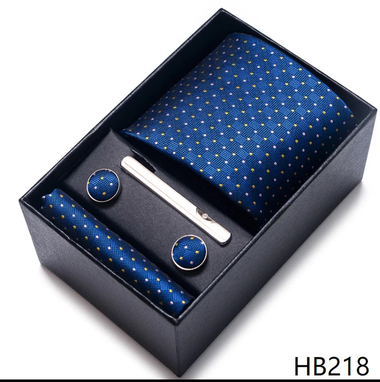 Coffret Cravate Mariage Homme Pochette et Boutons de Manchette