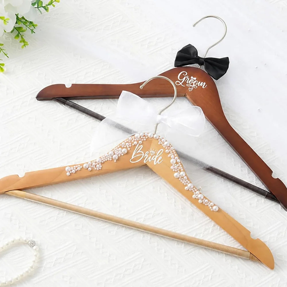 Cintre Mariée et Marié en Bois