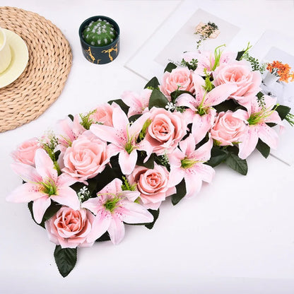 Rangée Roses et Lys Arche Mariage — vue 9