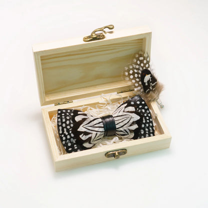Nœud papillon mariage plumes coffret bois — vue 16