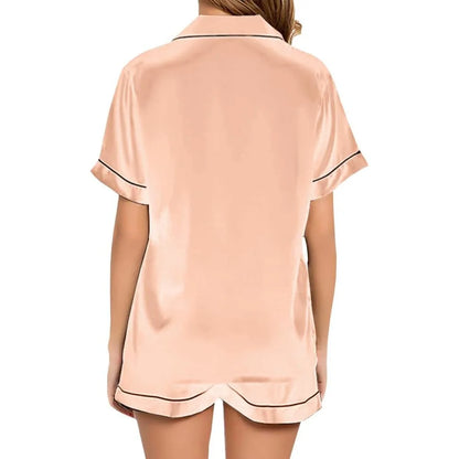 Pyjama court en satin de mariée